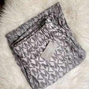NWT Michael Kors pants size M in Grey